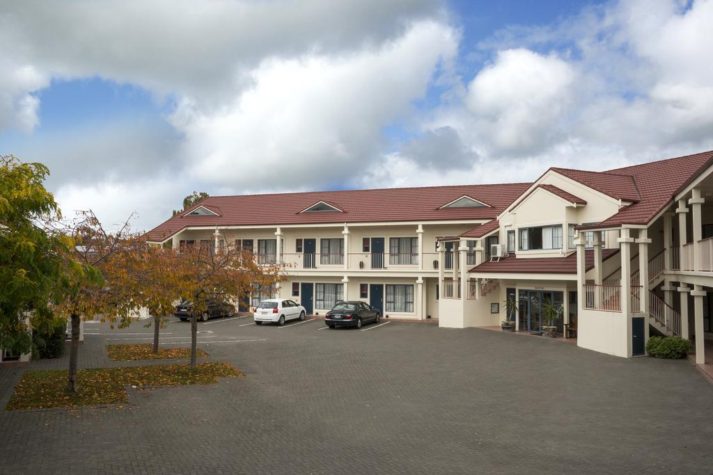 Aubyn Court Spa Motel Palmerston North Exterior foto