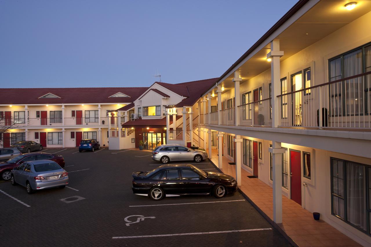 Aubyn Court Spa Motel Palmerston North Exterior foto